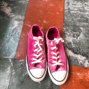 Pink Velvet Converse